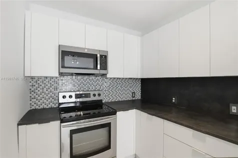 1431 NW 30th Street Miami FL 33142