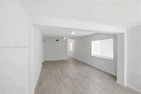 1431 NW 30th Street Miami FL 33142
