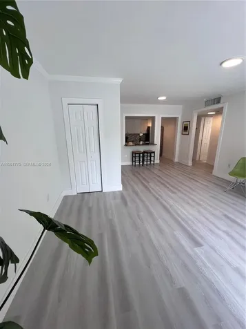 290 Sunrise Drive Key Biscayne FL 33149