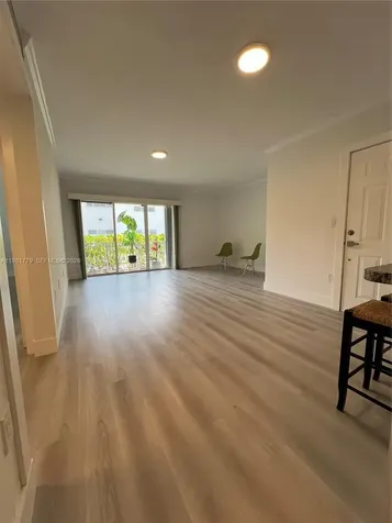 290 Sunrise Drive Key Biscayne FL 33149