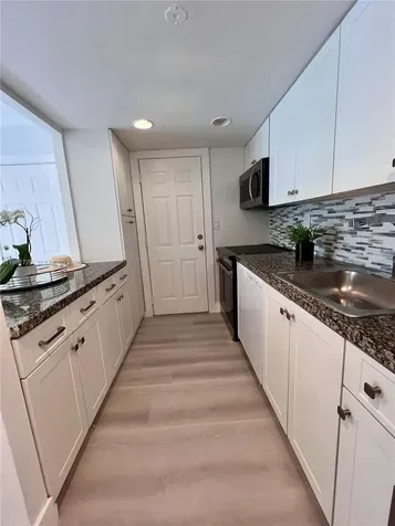 290 Sunrise Drive Key Biscayne FL 33149