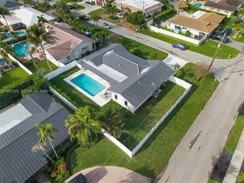 4460 NE 25th Avenue Lighthouse Point FL 33064