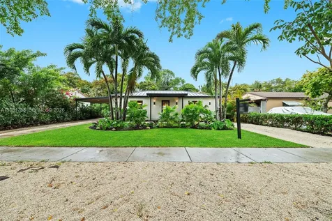 871 NE 128th Street North Miami FL 33161