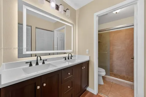 9315 Wedgewood Drive Tamarac FL 33321