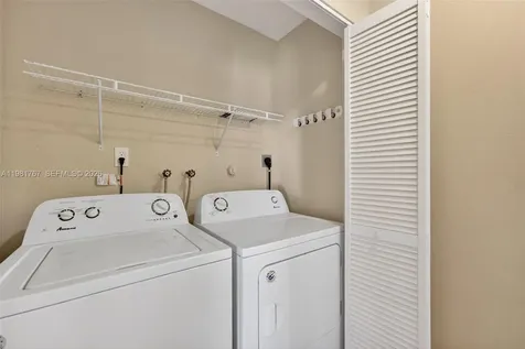 9315 Wedgewood Drive Tamarac FL 33321