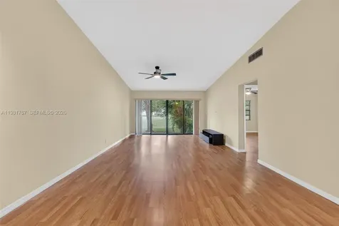 9315 Wedgewood Drive Tamarac FL 33321