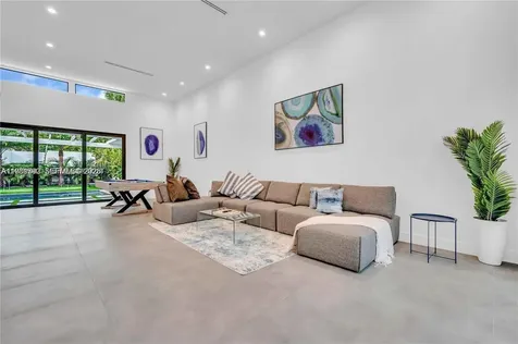 155 NW 51st Street Miami FL 33127