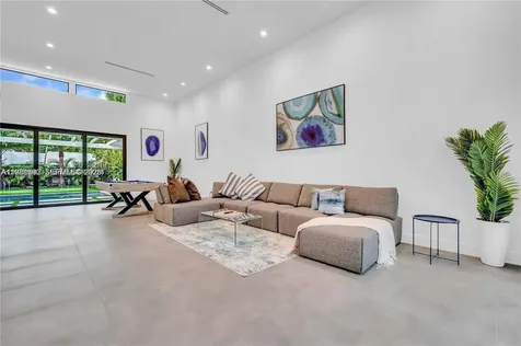 155 NW 51st Street Miami FL 33127