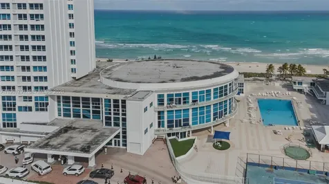 5445 Collins Avenue Miami Beach FL 33140