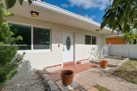 735 NE 38th Street Oakland Park FL 33334