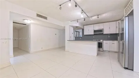 20300 W Country Club Drive Aventura FL 33180