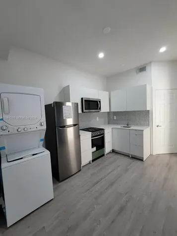 734 SW 4th Street Miami FL 33130