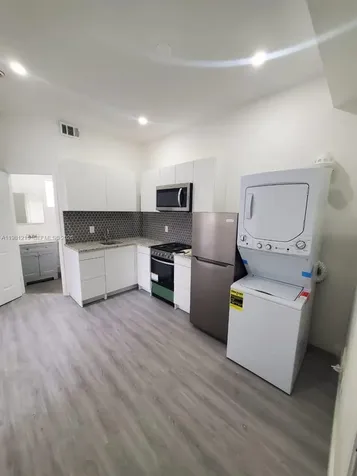 734 SW 4th Street Miami FL 33130
