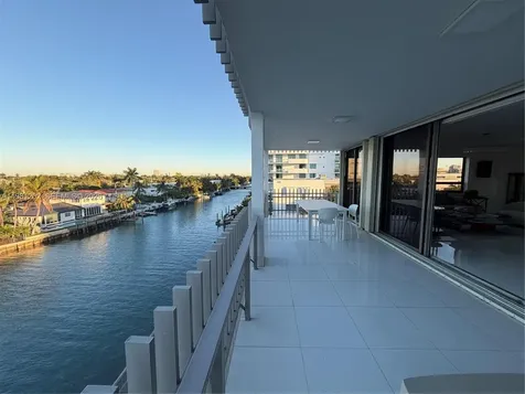9350 W Bay Harbor Drive Bay Harbor Islands FL 33154