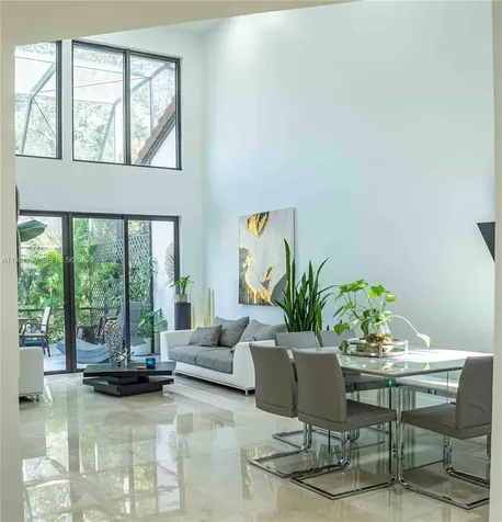4957 NW 93rd Doral Place Doral FL 33178