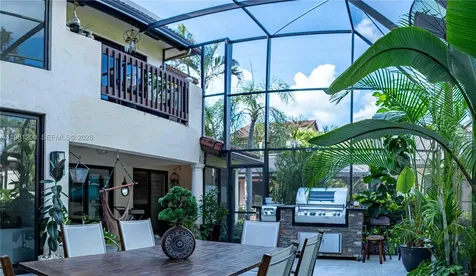 4957 NW 93rd Doral Place Doral FL 33178