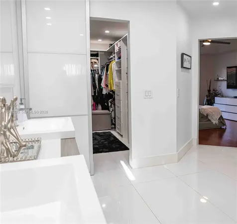 4957 NW 93rd Doral Place Doral FL 33178