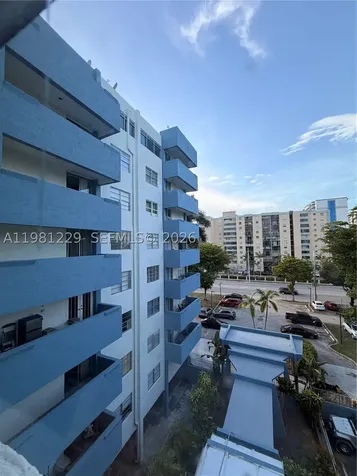 5050 NW 7th Street Miami FL 33126