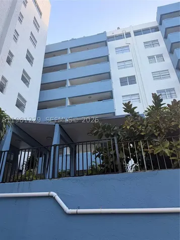 5050 NW 7th Street Miami FL 33126