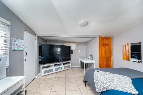 2610 NW 33rd Street Miami FL 33142