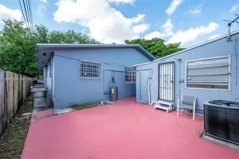 2610 NW 33rd Street Miami FL 33142
