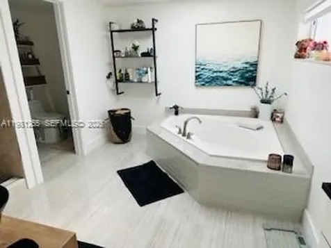 1940 NE 186th Drive North Miami Beach FL 33179