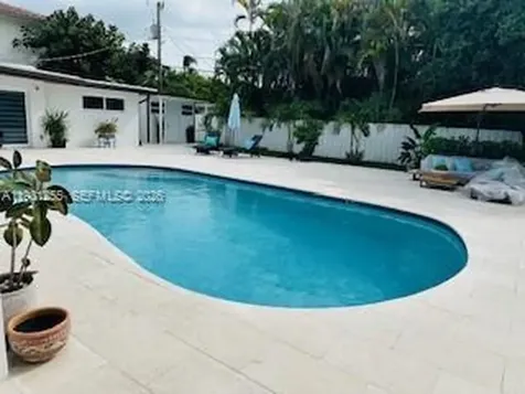 1940 NE 186th Drive North Miami Beach FL 33179
