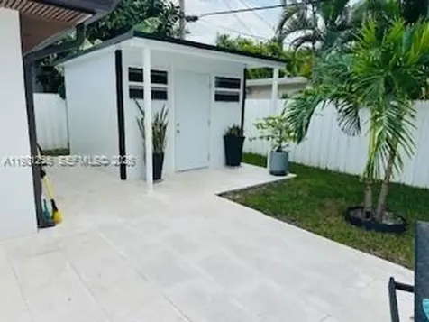 1940 NE 186th Drive North Miami Beach FL 33179