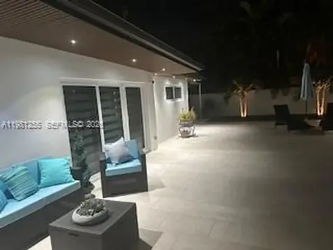 1940 NE 186th Drive North Miami Beach FL 33179