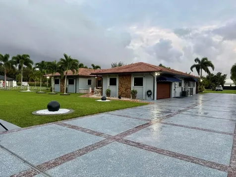 17100 SW 274th Street Homestead FL 33031