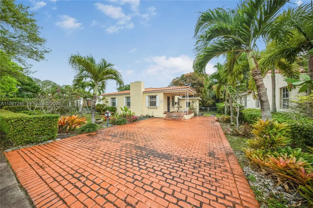 512 Mendoza Avenue Coral Gables FL 33134