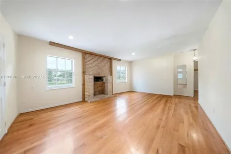 512 Mendoza Avenue Coral Gables FL 33134