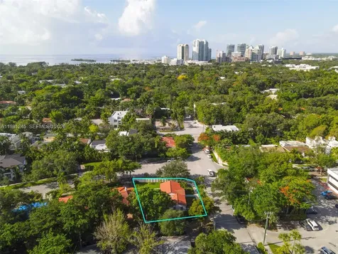 2727 Calusa Street Miami FL 33133