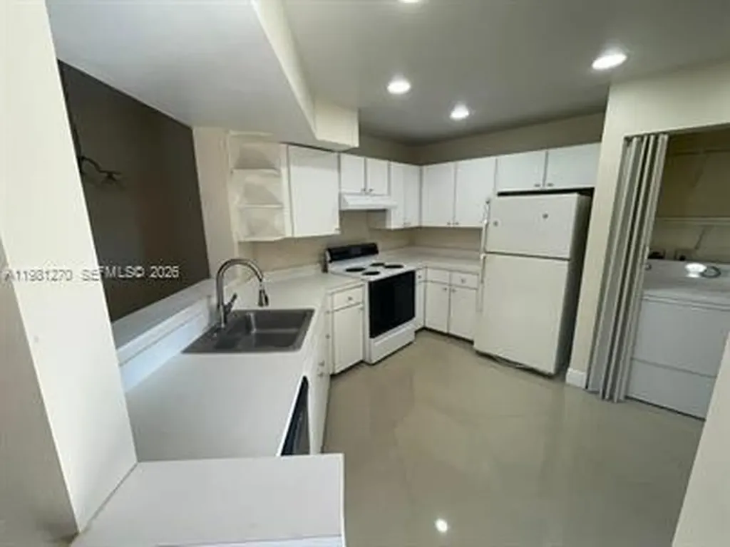 1017 Washington Circle Homestead FL 33034