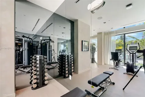 9901 W Bay Harbor Drive Bay Harbor Islands FL 33154