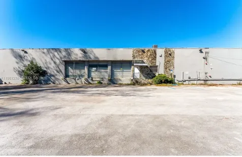 7620 W 2nd Court Hialeah FL 33014