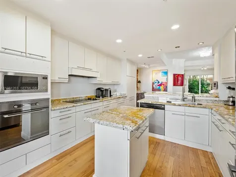 2416 Fisher Island Drive Miami Beach FL 33109