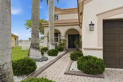 663 Live Oak Lane Weston FL 33327