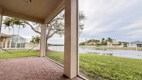 663 Live Oak Lane Weston FL 33327