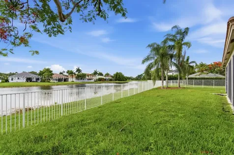 663 Live Oak Lane Weston FL 33327