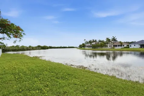 663 Live Oak Lane Weston FL 33327