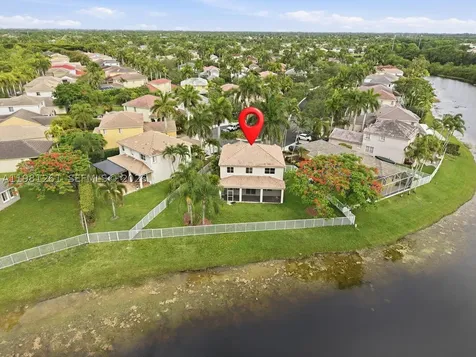 663 Live Oak Lane Weston FL 33327
