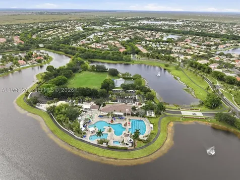 663 Live Oak Lane Weston FL 33327