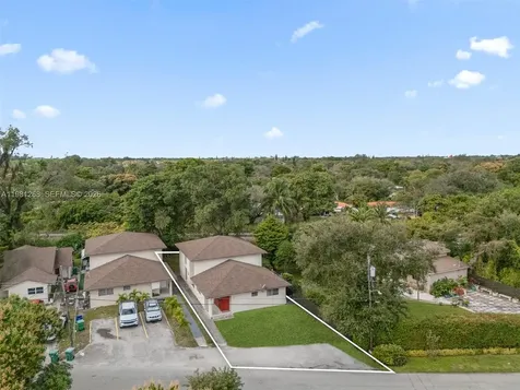 11330 Peachtree Drive Miami FL 33161