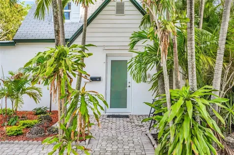 1960 NE 182nd Street North Miami Beach FL 33162
