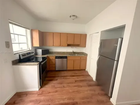 1525 Pennsylvania Avenue Miami Beach FL 33139