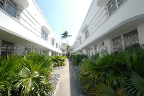 1525 Pennsylvania Avenue Miami Beach FL 33139