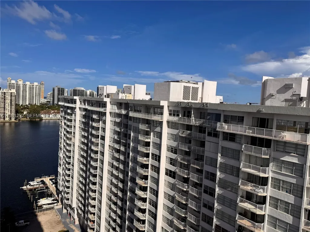 2750 NE 183rd Street Aventura FL 33160