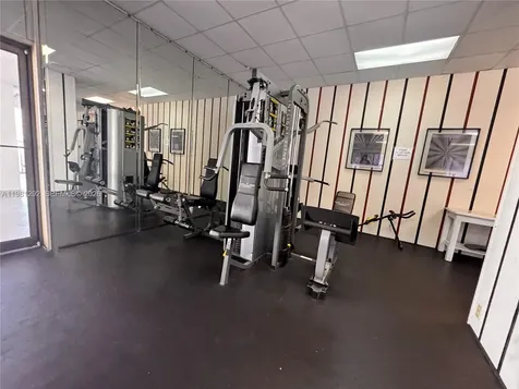 2750 NE 183rd Street Aventura FL 33160