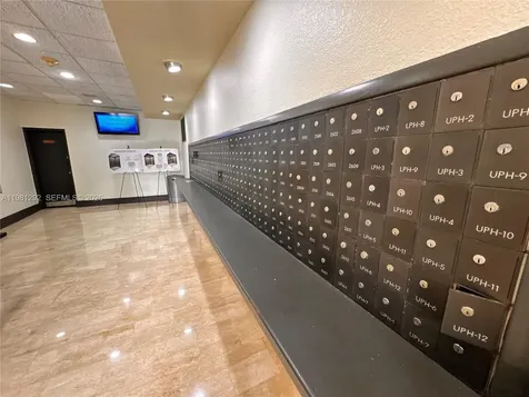 2750 NE 183rd Street Aventura FL 33160